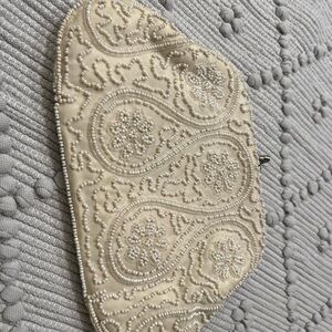 Elegant Cream Beaded Clutch